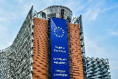 La UE afianza su estrategia para convertirse en referente mundial en ensayos clínicos