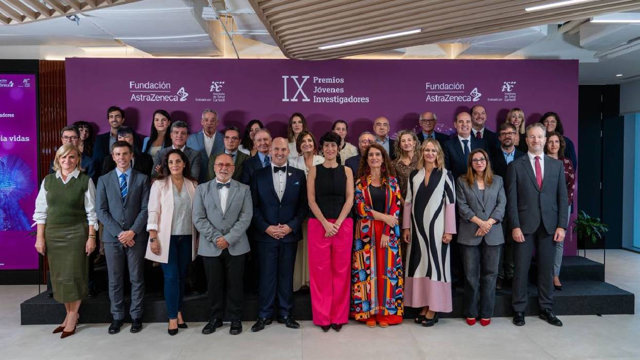La Fundación AstraZeneca entrega los IX PRemios Jóvenes Investigadores y reconoce la labor de María Neira