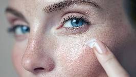 No es solo el paso del tiempo: descubre cómo la glicación roba la juventud de tu piel 