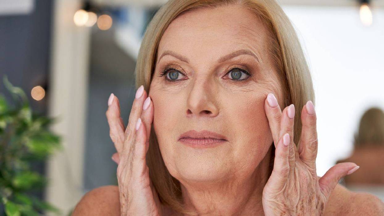 Adiós al bisturí: el lifting facial láser que transforma la medicina estética