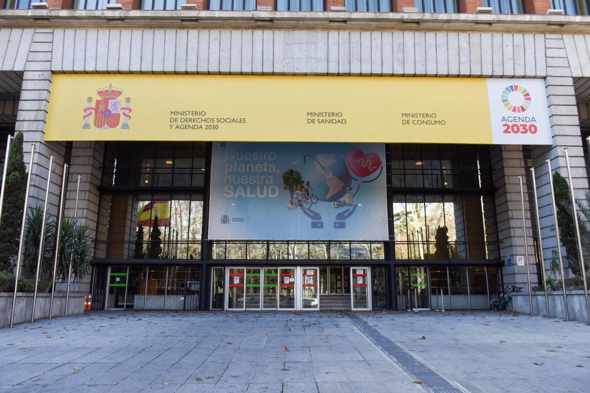 Avances y bloqueos marcan la negociación entre sindicatos y Sanidad: Los puntos más polémicos