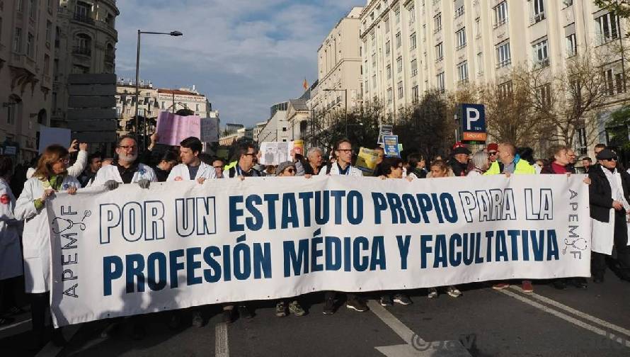Los médicos retomarán la huelga contra el Estatuto Marco el próximo 14 y 15 de enero