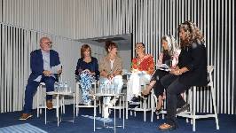 Pané presenta la reforma del sistema sanitario y los retos del sector en Cataluña