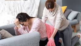 Enfermería lleva a la Fiscalía el riesgo para madres y bebés atendidos por "doulas" sin formación sanitaria